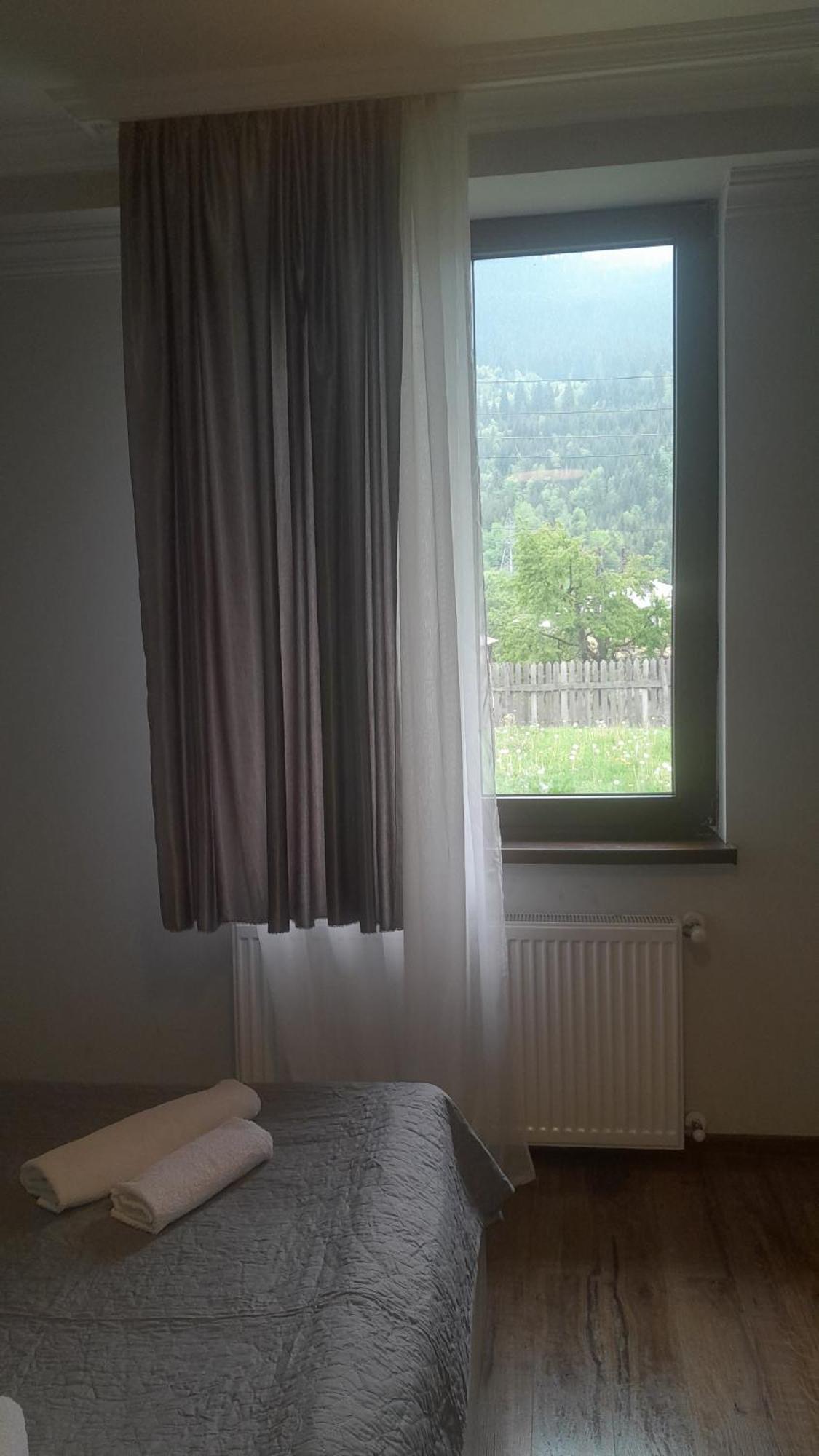 Hotel White Mountains • Თეთრი Მთები Mestia Pokoj fotografie